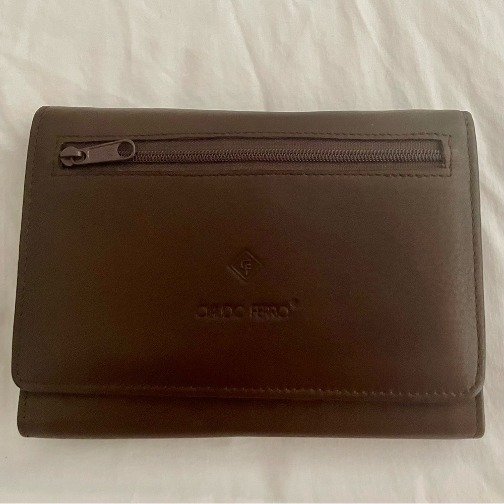 NWOT Claudio Ferrici Brown Leather Wallet
